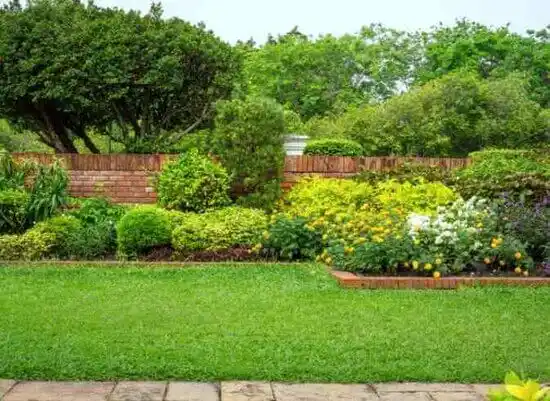 landscaping services King Arthur Park